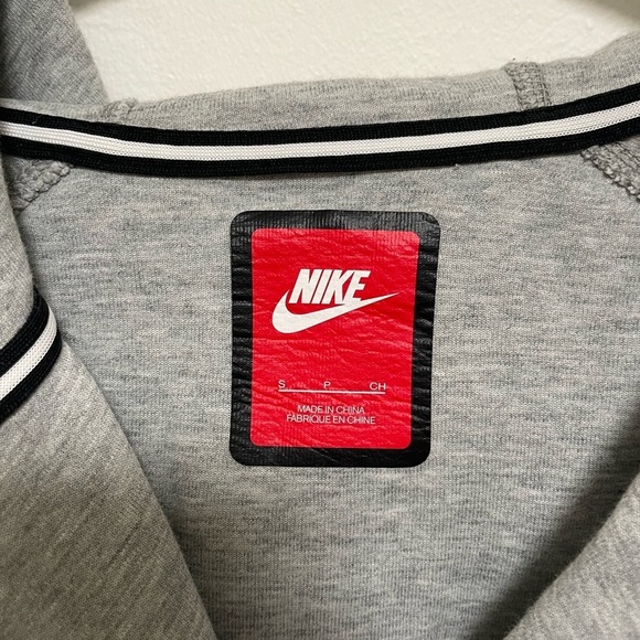 Nike Hooded Cape Jacket Light Gray Size Small - Picture 5 of 6